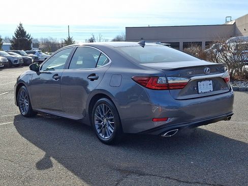 Used 2018 Lexus ES 350 image 4