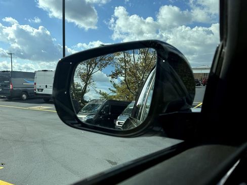 Used 2023 Jeep Grand Cherokee Trailhawk w/ Luxury Tech Group III image 11