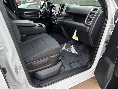 Used 2025 RAM 2500 Big Horn image 19