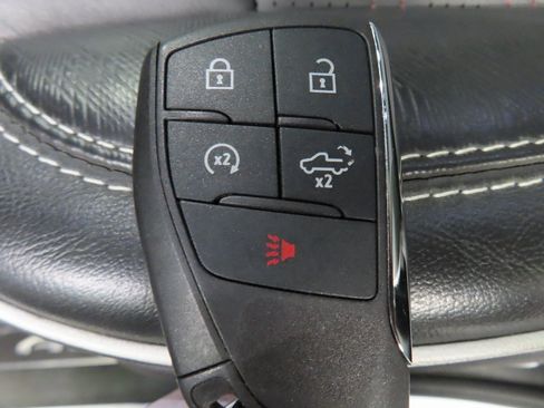 Used 2024 GMC Sierra 2500 AT4X image 82