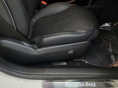 Used 2023 Mercedes-Benz EQE 500 4MATIC Sedan image 55