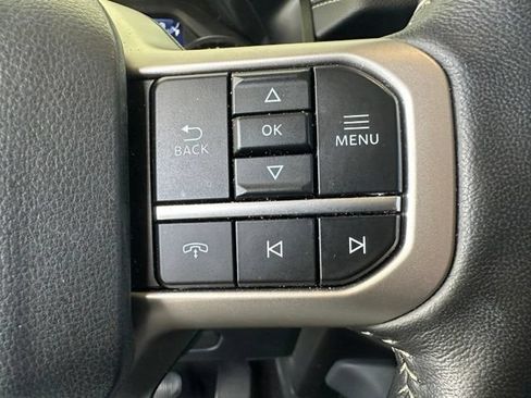 Certified 2024 Ford Expedition XLT RWD image 25
