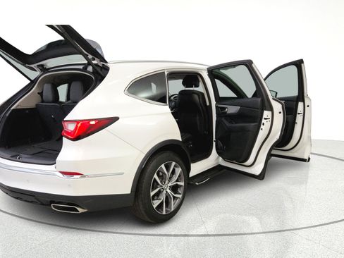 Used 2023 Acura MDX SH-AWD w/ Technology Package image 14
