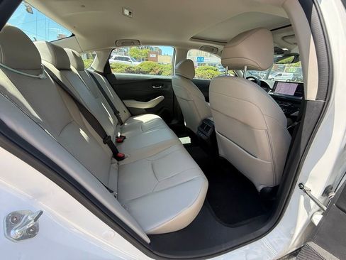 Used 2023 Honda Accord Touring image 14