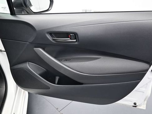 Used 2024 Toyota Corolla LE FWD image 30
