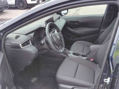 Used 2024 Toyota Corolla LE FWD image 6