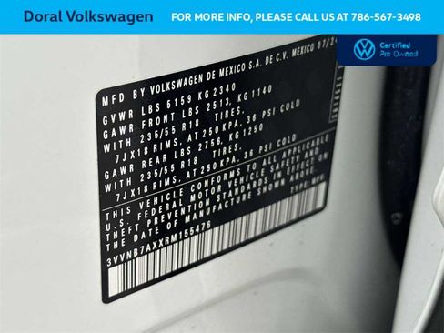 Certified 2024 Volkswagen Tiguan SE w/ Panoramic Sunroof Package image 29