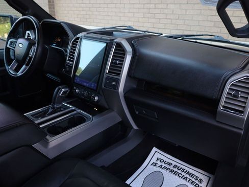Used 2015 Ford F150 Platinum w/ Equipment Group 701A Luxury AWD/4WD image 32
