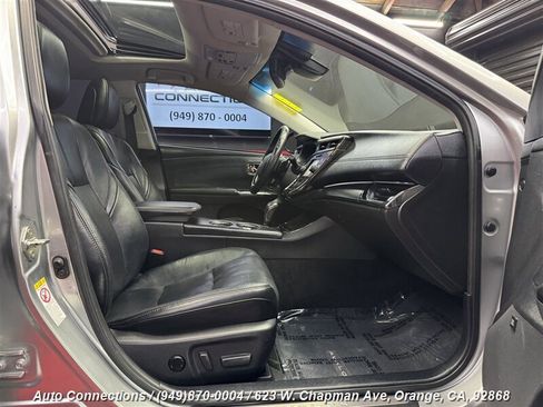 Used 2017 Toyota Avalon Limited w/ Carpet Mat Package image 7