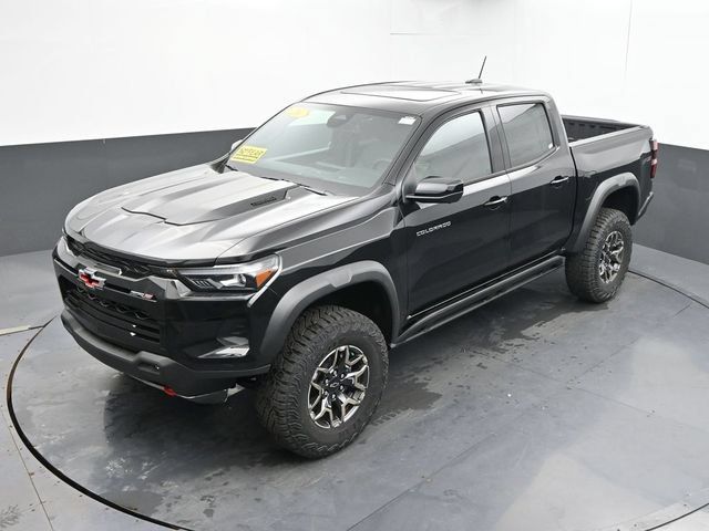 New 2026 Chevrolet Colorado ZR2 w/ Technology Package AWD/4WD image 39