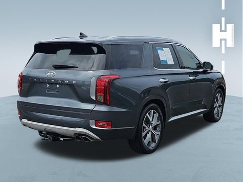 Used 2021 Hyundai Palisade Limited FWD image 4