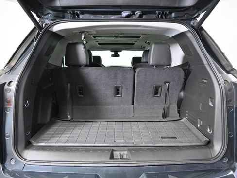 Used 2019 Chevrolet Traverse Premier w/ LPO, Blackout Package AWD/4WD image 18