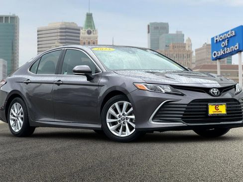 Used 2023 Toyota Camry LE image 2