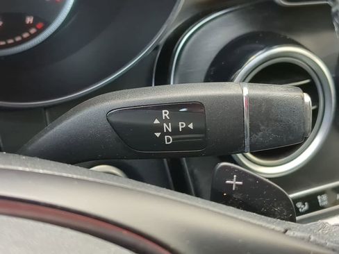 Used 2019 Mercedes-Benz GLC 300 4MATIC image 29