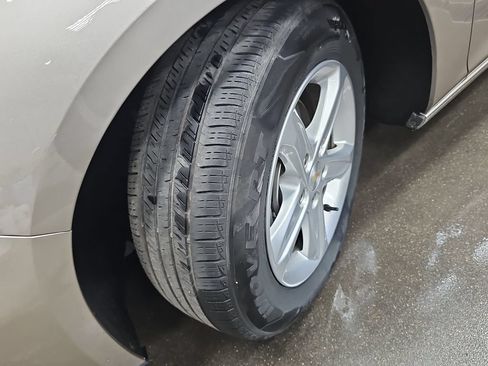 Used 2024 Chevrolet Malibu LS FWD image 31