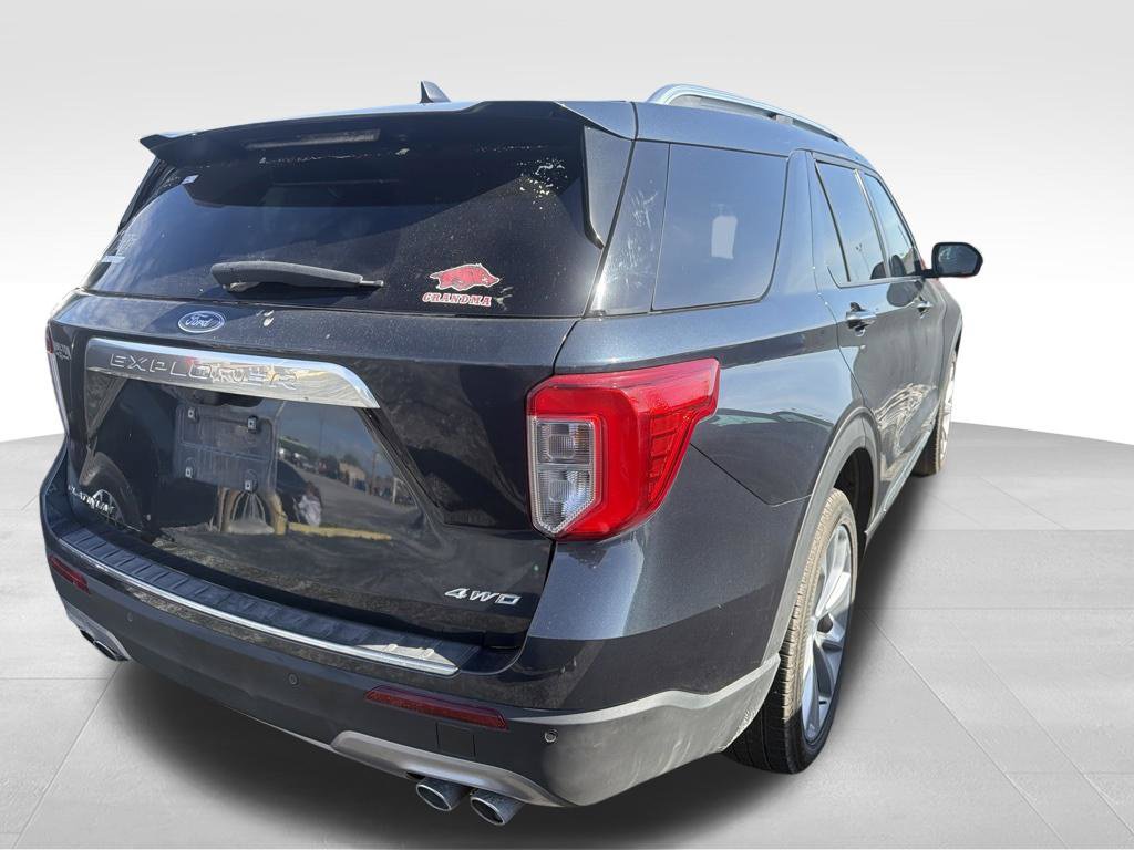 Used 2023 Ford Explorer Platinum w/ Technology Package AWD/4WD image 30