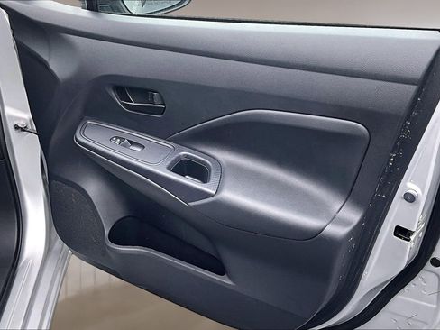 Used 2024 Nissan Versa S w/ S Plus Package FWD image 28