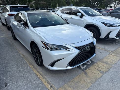 Used 2025 Lexus ES 350 w/ Premium Package FWD image 1