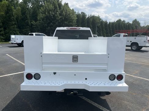 New 2024 GMC Sierra 2500 Pro w/ Convenience Package RWD image 6