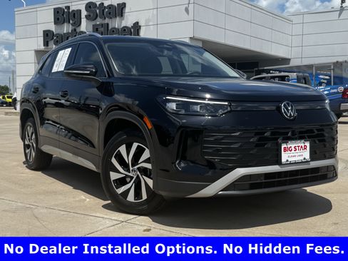 Used 2025 Volkswagen Tiguan S FWD image 2