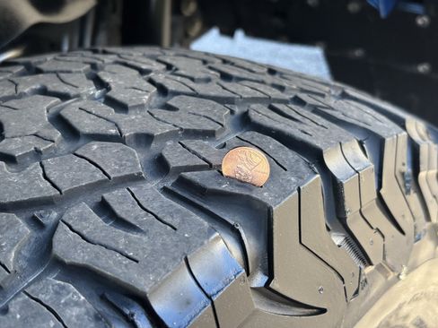 Used 2021 Jeep Wrangler Unlimited Rubicon 4xe w/ Steel Bumper Group image 15