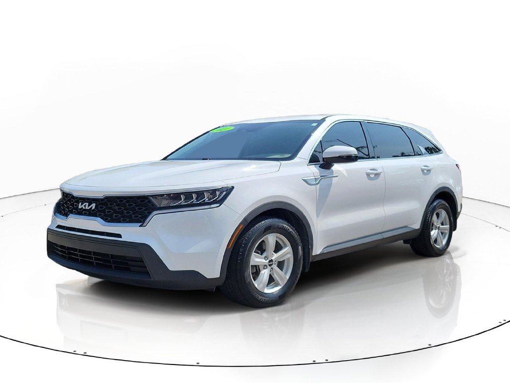 Used 2022 Kia Sorento LX FWD image 3