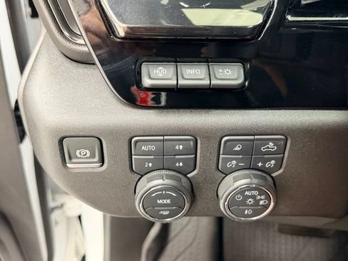 Certified 2024 Chevrolet Silverado 1500 ZR2 w/ Technology Package AWD/4WD image 19