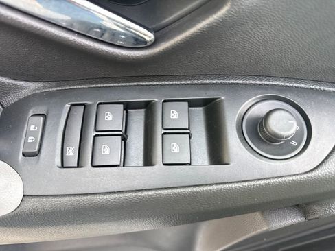 Used 2017 Chevrolet Trax LT w/ LT Convenience Package image 26