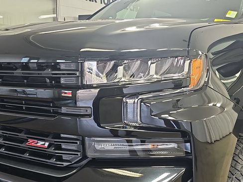 Used 2020 Chevrolet Silverado 1500 LT Trail Boss AWD/4WD image 35
