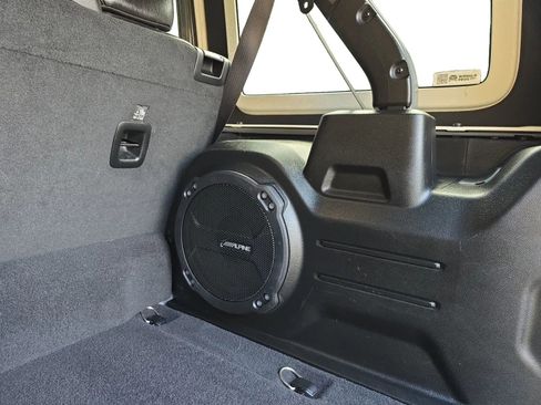 Used 2022 Jeep Wrangler Unlimited Rubicon 4xe w/ Dual Top Group image 14