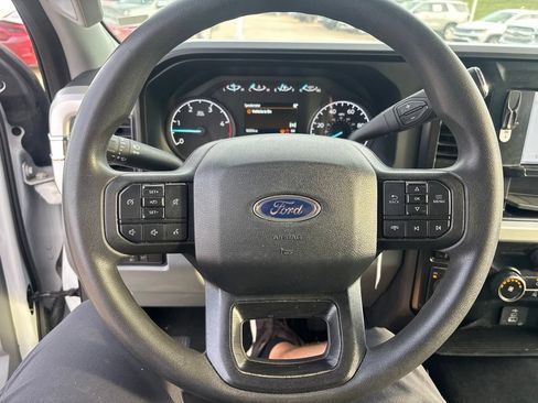 Used 2025 Ford F350 XLT AWD/4WD image 16