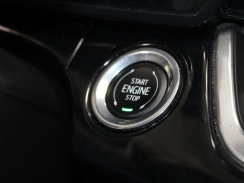 Used 2024 Chevrolet Trax ACTIV w/ Sunroof Package image 26