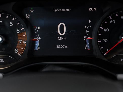 Used 2022 Jeep Compass Limited image 3