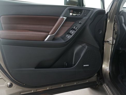 Used 2017 Subaru Forester 2.0XT Touring w/ Popular Package #2 image 19