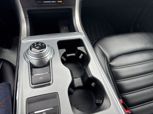 Used 2021 Ford Edge SEL w/ Convenience Package image 28