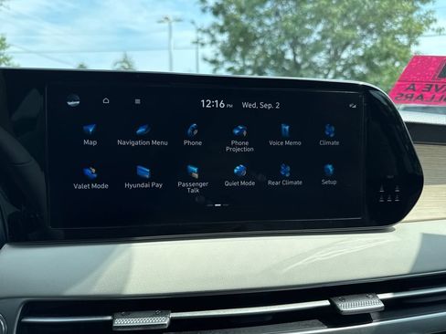 Certified 2024 Hyundai Palisade Limited AWD/4WD image 39