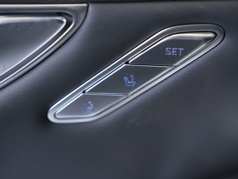 Used 2025 Genesis G80 3.5T Sport image 24