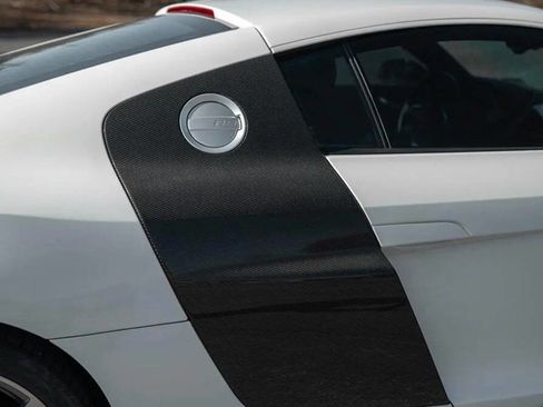 Used 2011 Audi R8 V10 AWD/4WD image 5