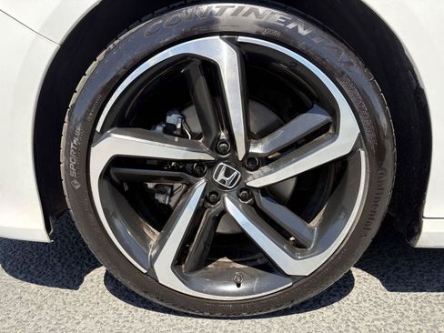 Used 2018 Honda Accord Sport image 27