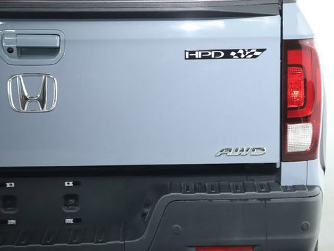 Used 2023 Honda Ridgeline RTL-E image 17