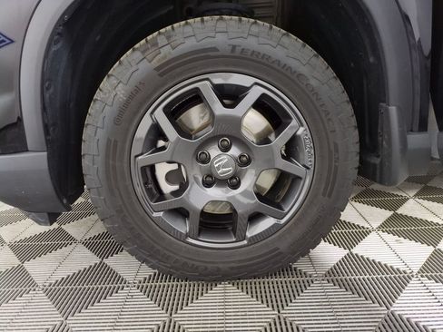 Certified 2025 Honda Pilot TrailSport image 30