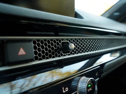 Certified 2025 Honda Civic Sport Touring image 32