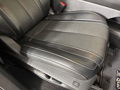 Used 2022 INFINITI QX60 Sensory w/ Vision Package AWD/4WD image 30