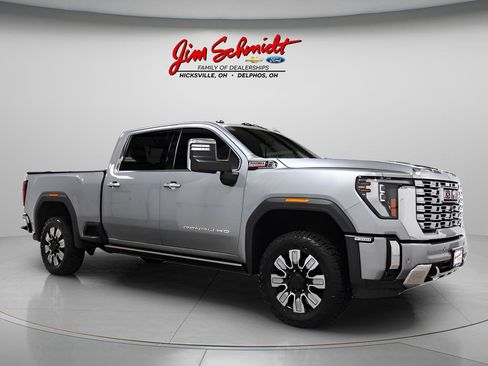 Used 2024 GMC Sierra 2500 Denali w/ Denali Reserve Package AWD/4WD image 1