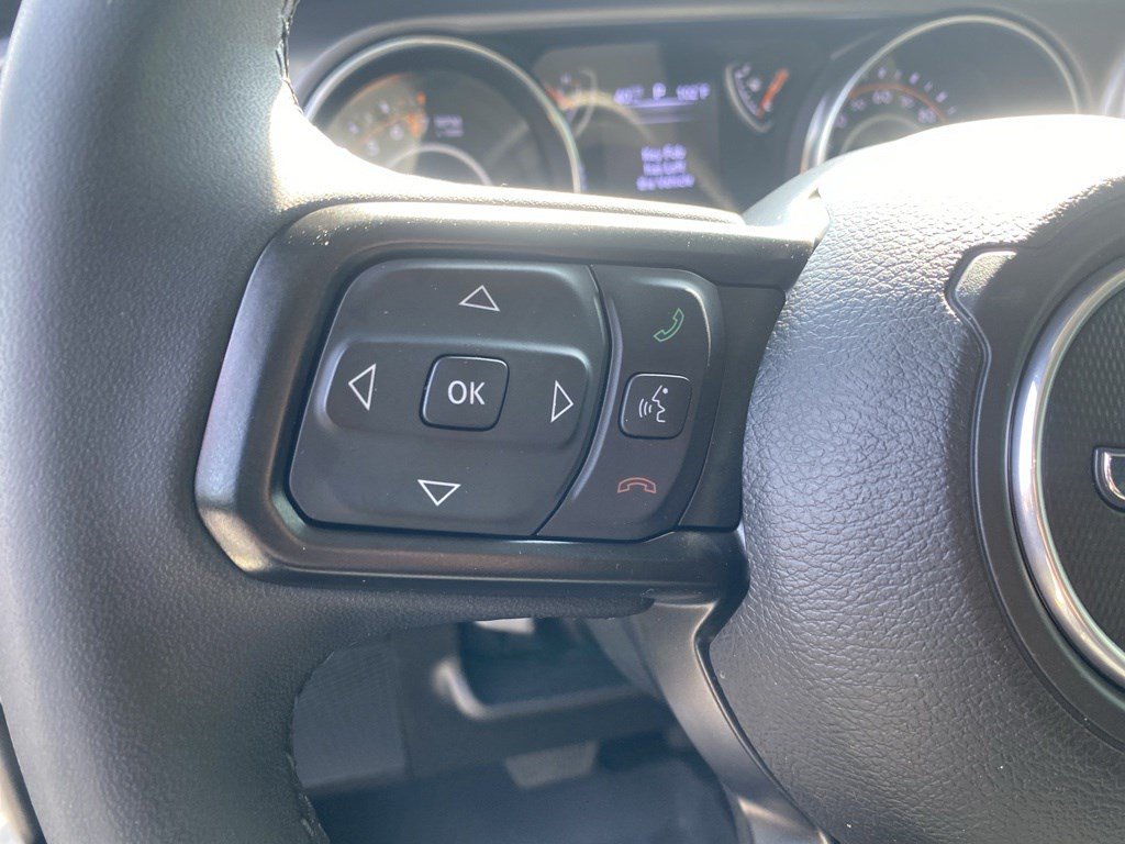 Used 2023 Jeep Gladiator Sport AWD/4WD image 24