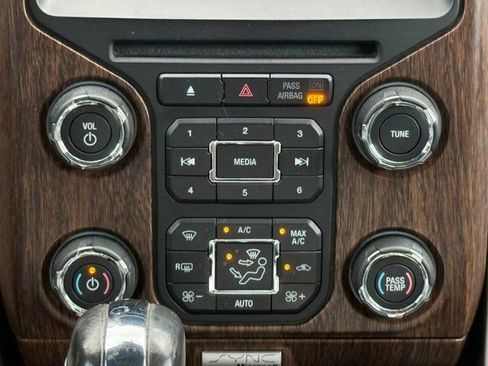 Used 2013 Ford F150 Lariat w/ Luxury Equipment Group AWD/4WD image 25