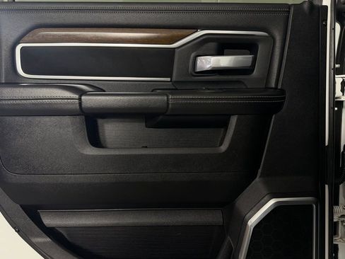 Used 2024 RAM 2500 Laramie w/ Safety Group AWD/4WD image 28