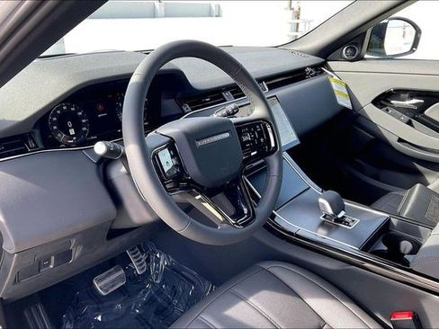 New 2026 Land Rover Range Rover Evoque Dynamic SE image 7