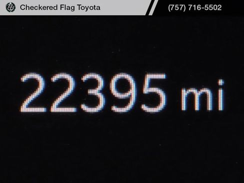 Used 2023 Jeep Compass Sport image 11