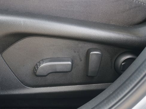 Used 2024 Subaru Crosstrek 2.0i Premium image 12